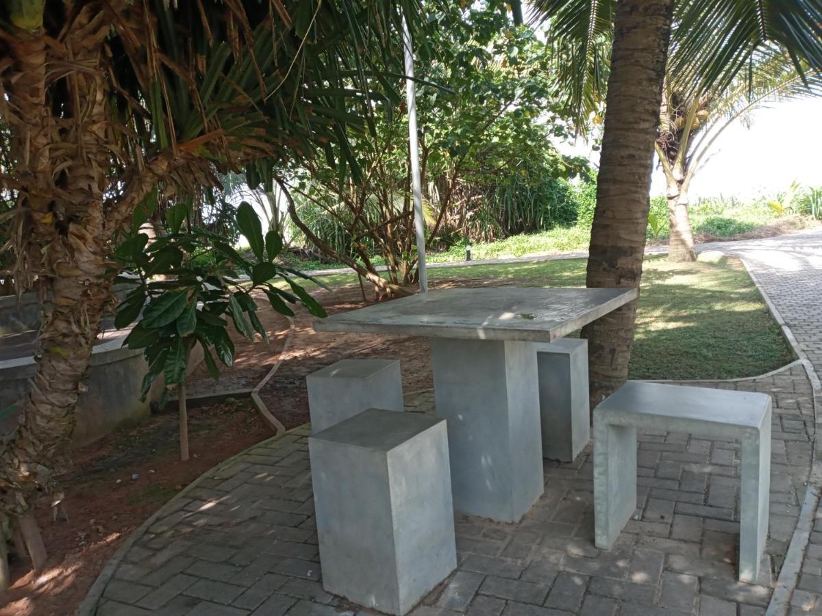 Tharul Home เบนโตตา ภายนอก รูปภาพ
